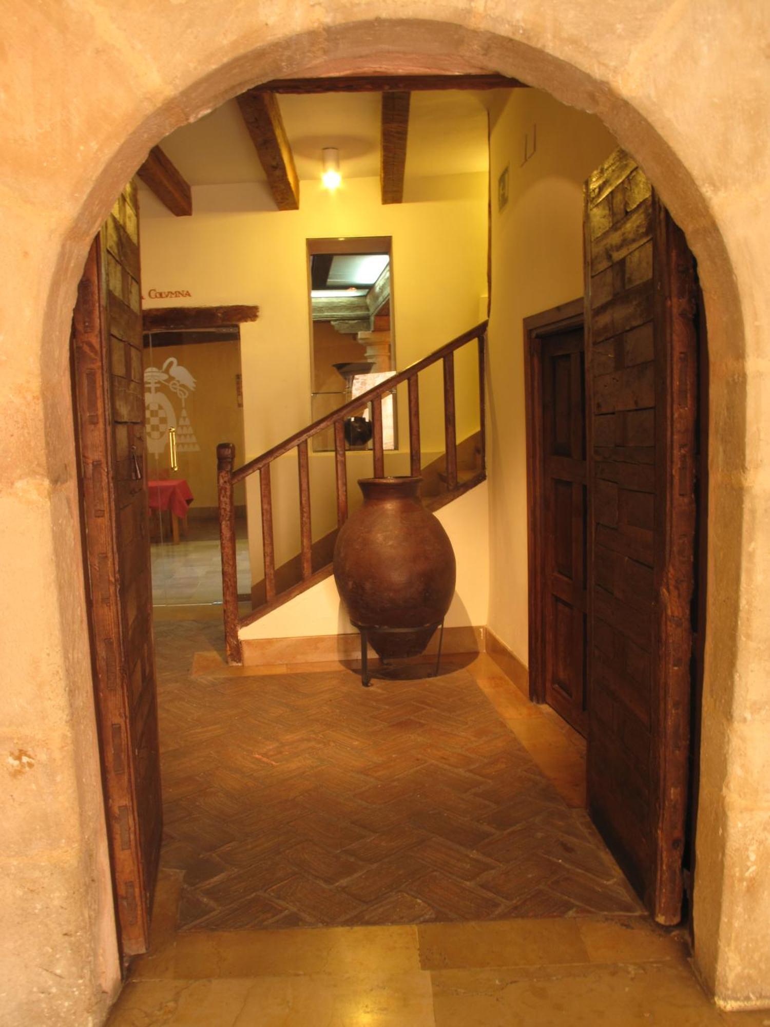 Hospederia Porta Coeli Hotell Siguenza Exteriör bild